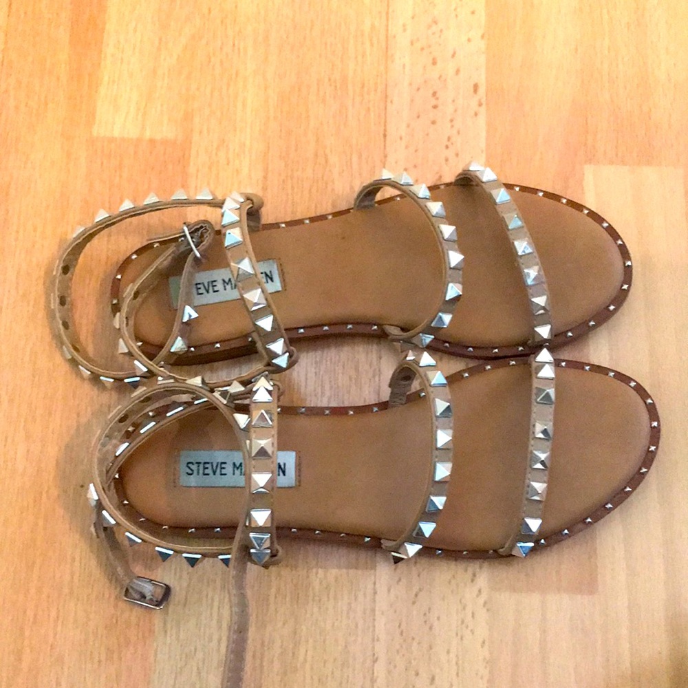 Steve Madden Tavel Studded Sandals